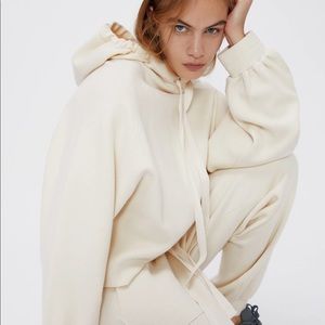 ZARA Cream Knit Cropped Hoodie